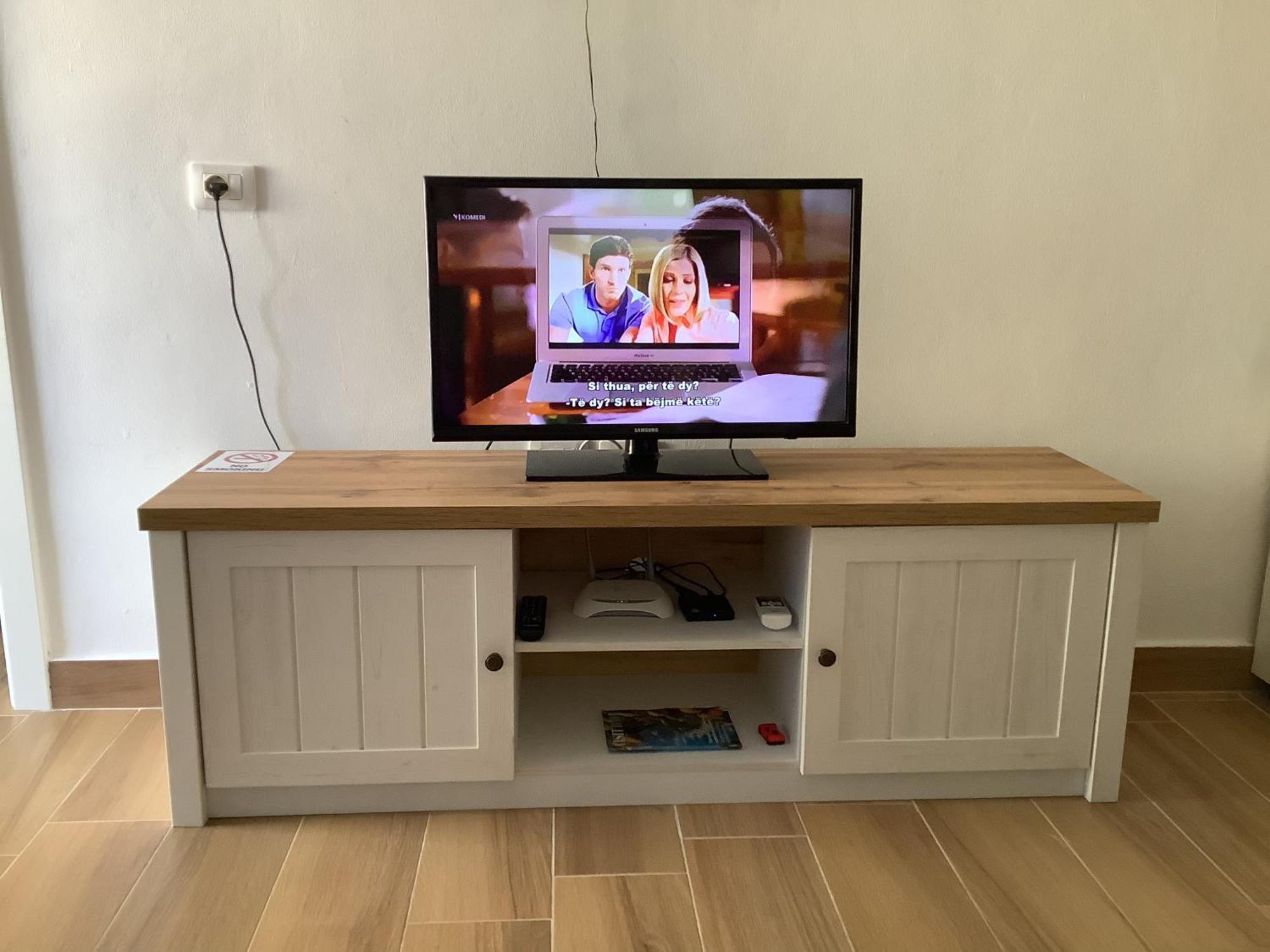 Kk Fafa Apartments Golem  Luaran gambar
