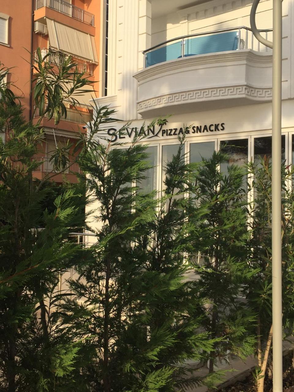 Kk Fafa Apartments Golem  Luaran gambar