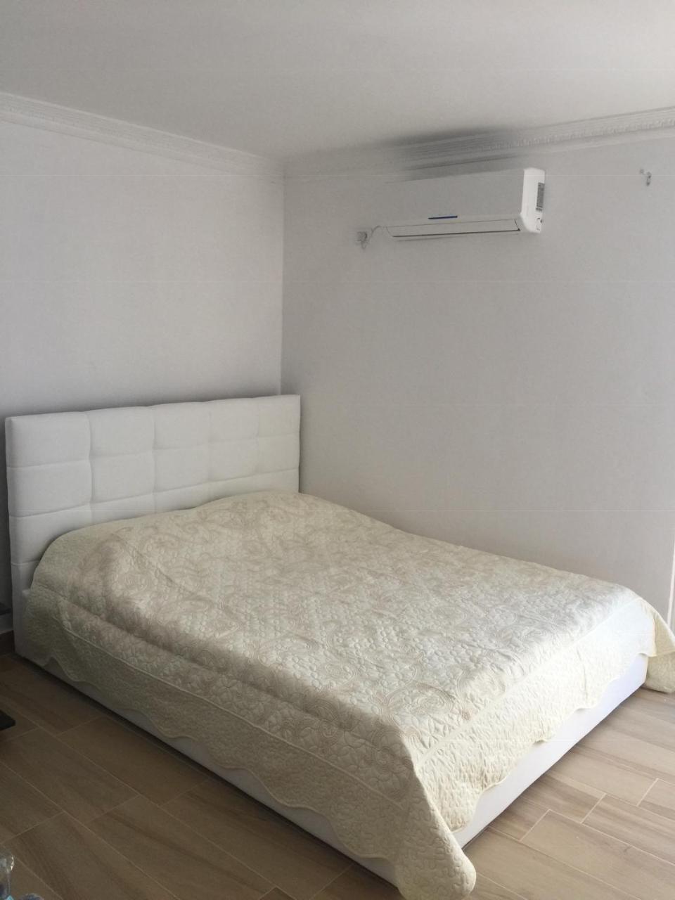 Kk Fafa Apartments Golem  Luaran gambar
