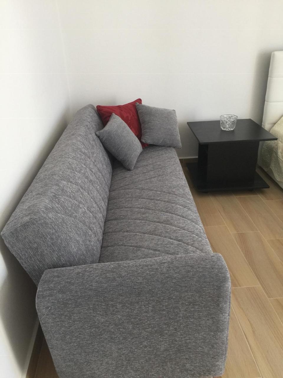 Kk Fafa Apartments Golem  Luaran gambar